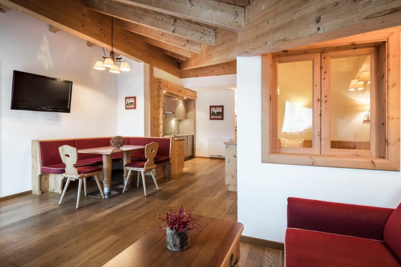 Piculin Alpin Apartments San Martino in Badia Exterior foto